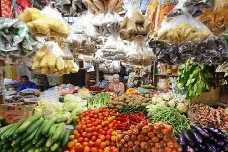 SOROTAN: Penurunan harga berbagai komoditas hortikultura di Balikpapan didorong oleh meningkatnya produksi di daerah sentra seperti Sulawesi dan Jawa, serta kelancaran distribusi barang ke Balikpapan.