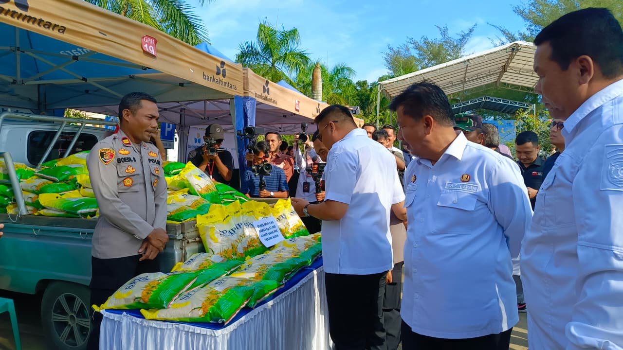 Pelaksanaan GPM dalam rangka HUT ke-60 Bankaltimtara dan Peringatan Hari Pangan Sedunia di Taman Creative Park, Tenggarong.  &nbsp;