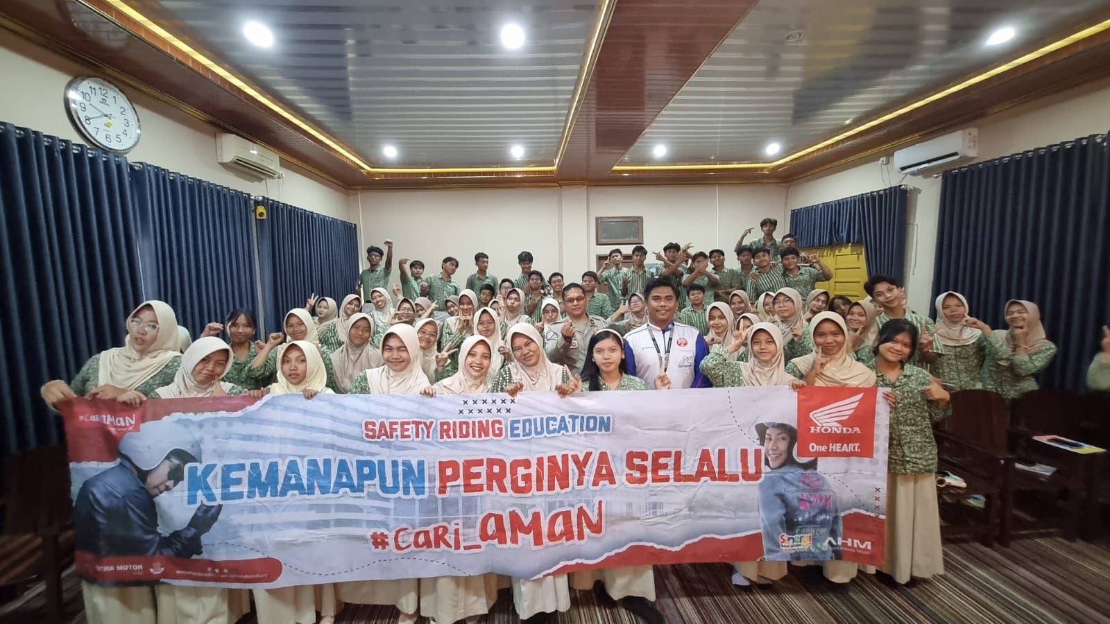 KAMPANYE: Honda #Cari_Aman terus digalakkan untuk menumbuhkan kesadaran akan keselamatan di jalan raya sejak usia muda.