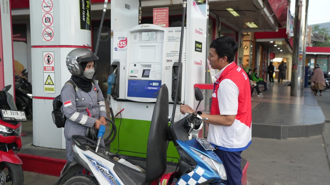 DEMI PELANGGAN: Pertamina Patra Niaga berkomitmen terus meningkatkan kualitas layanan melalui pengawasan, pelatihan, dan berbagai program menarik dan promosi di SPBU.