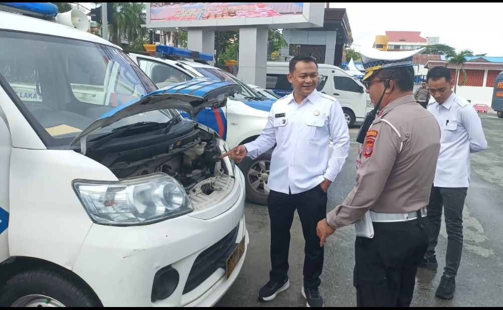 UJI LAYAK: Pengecekan kendaraan dinas serta pelayanan di Polresta Balikpapan dilakukan Itwasda Polda Kaltim.