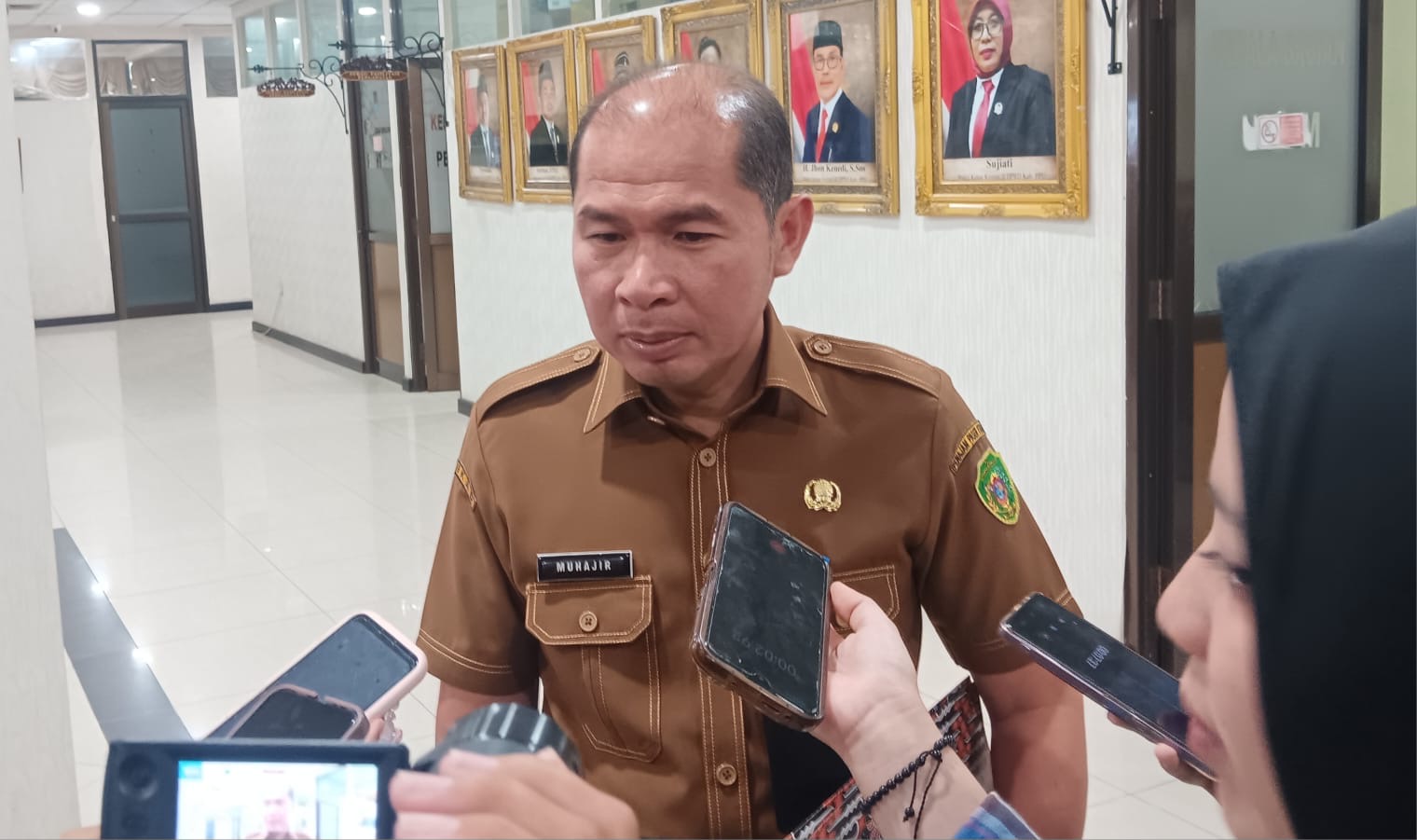 Kepala BKAD PPU, Muhajir.