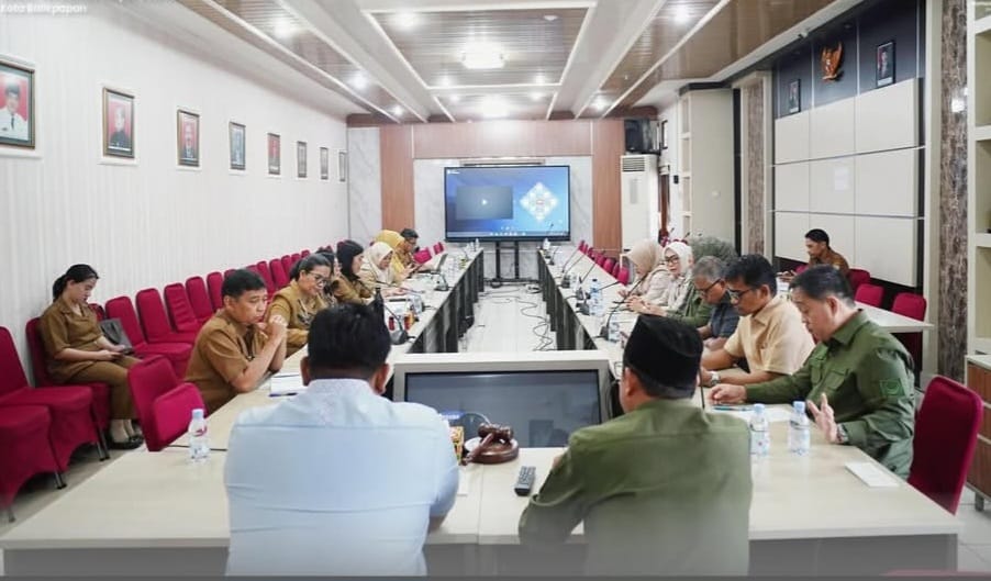 Komisi II saat RDP dengan Disparpora soal rencana pembangunan wisata rumah budaya.