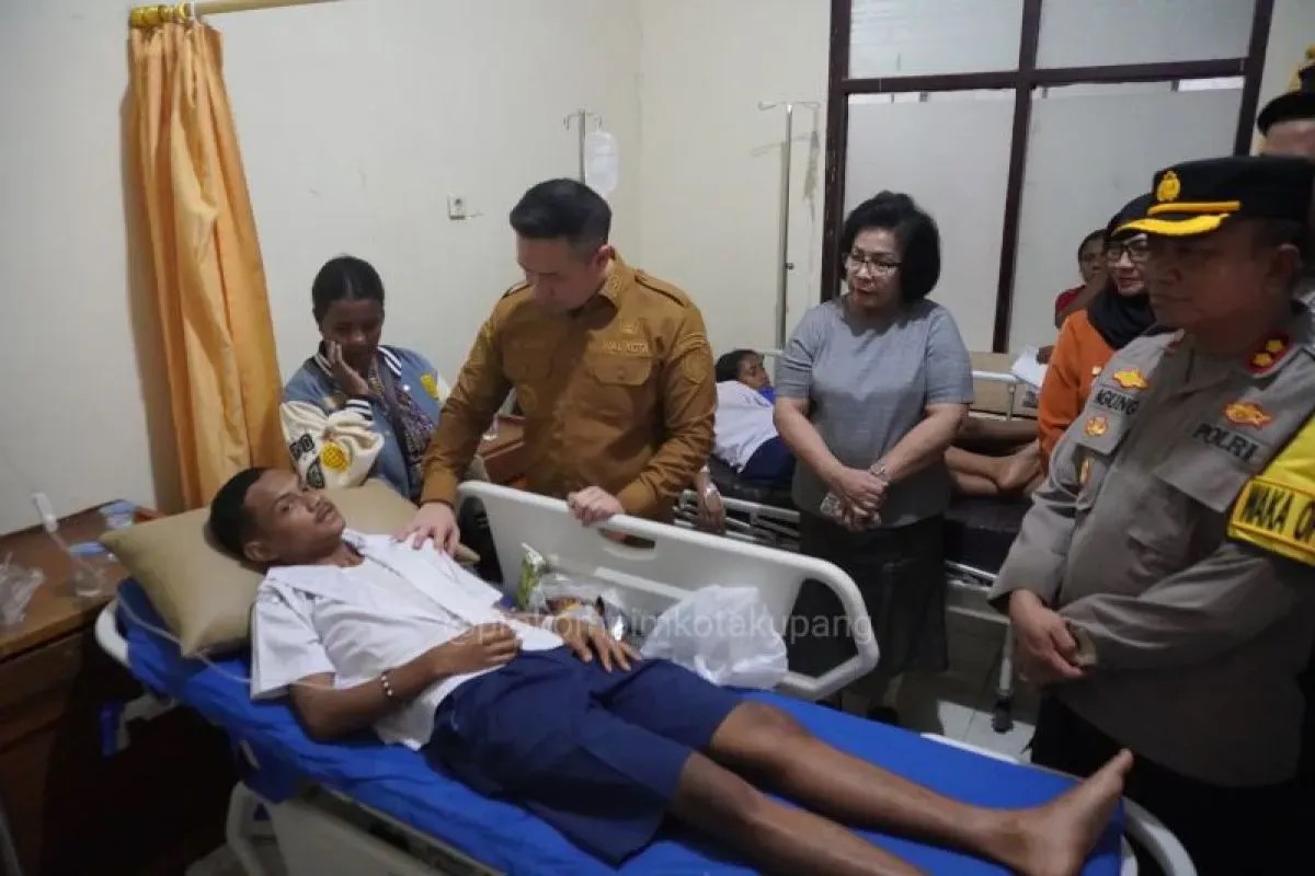 Kasus keracunan Program Makan Bergizi Gratis 2025