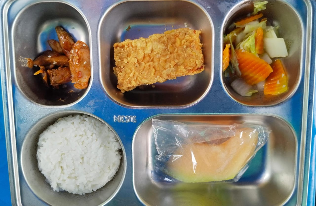 Menu makan bergizi gratis (MBG).