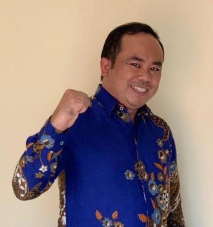 Joni Muslim.