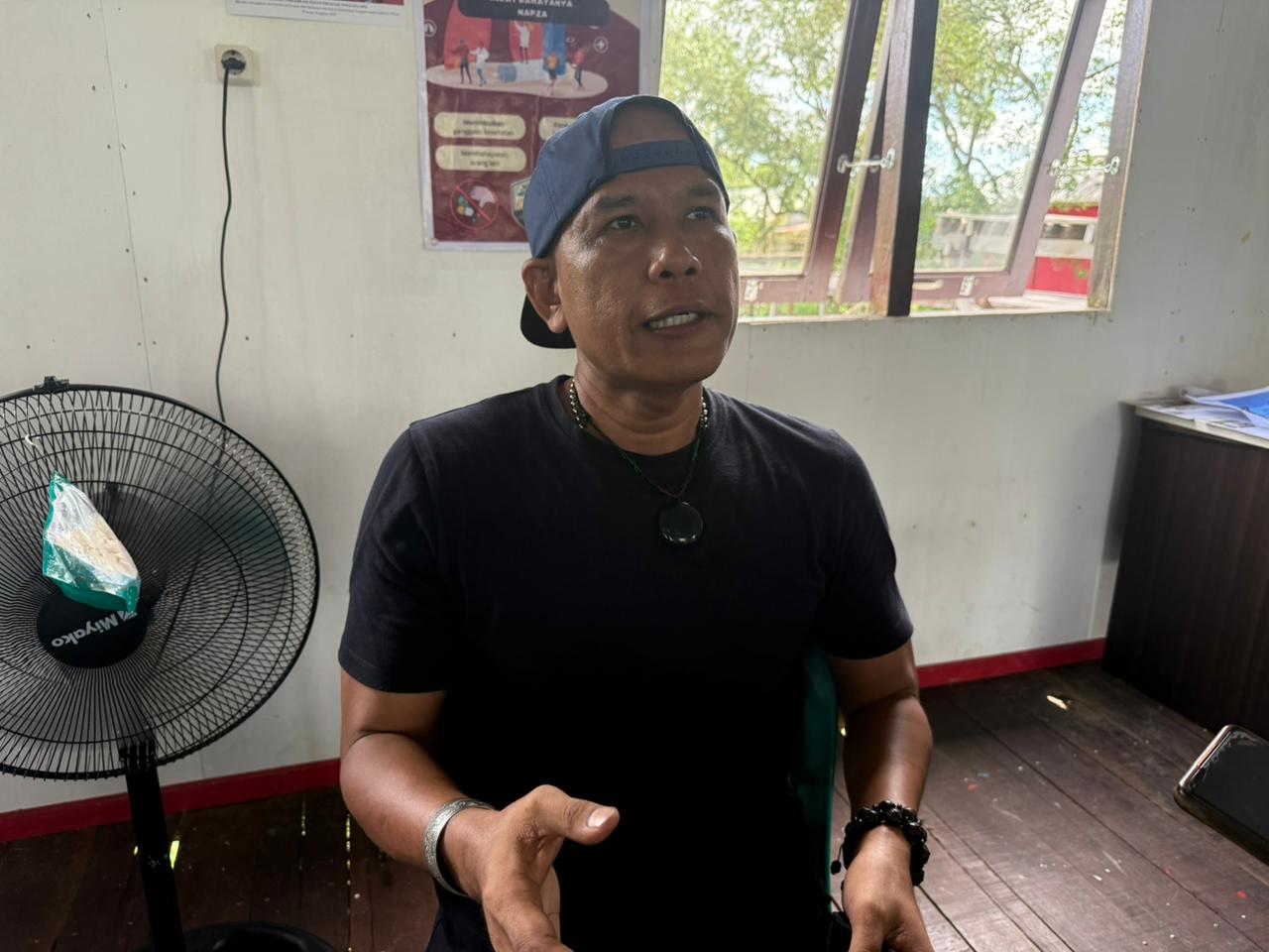 Kepala Desa Sepatin Arianto Juanda