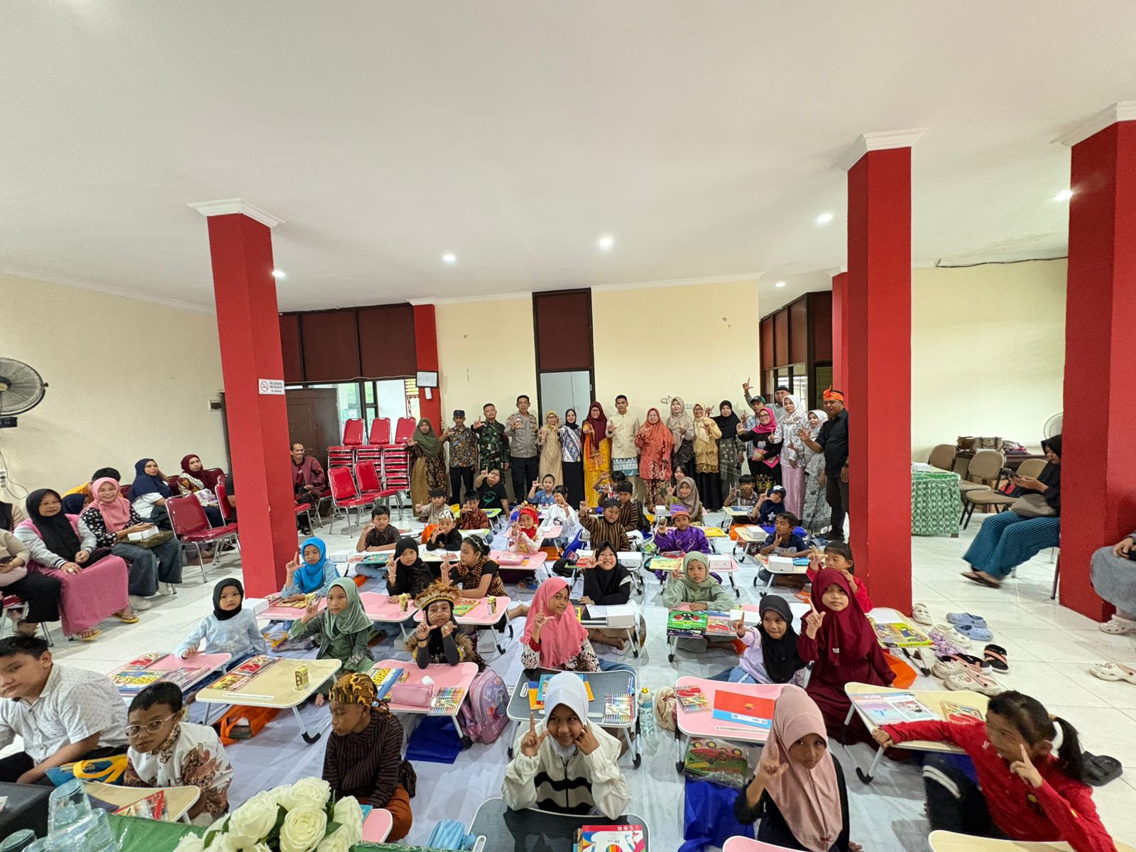 Kolaborasi mengembangkan kelurahan tematik Kampung Pustaka Kelurahan Gunung Sari Ulu.  &nbsp;