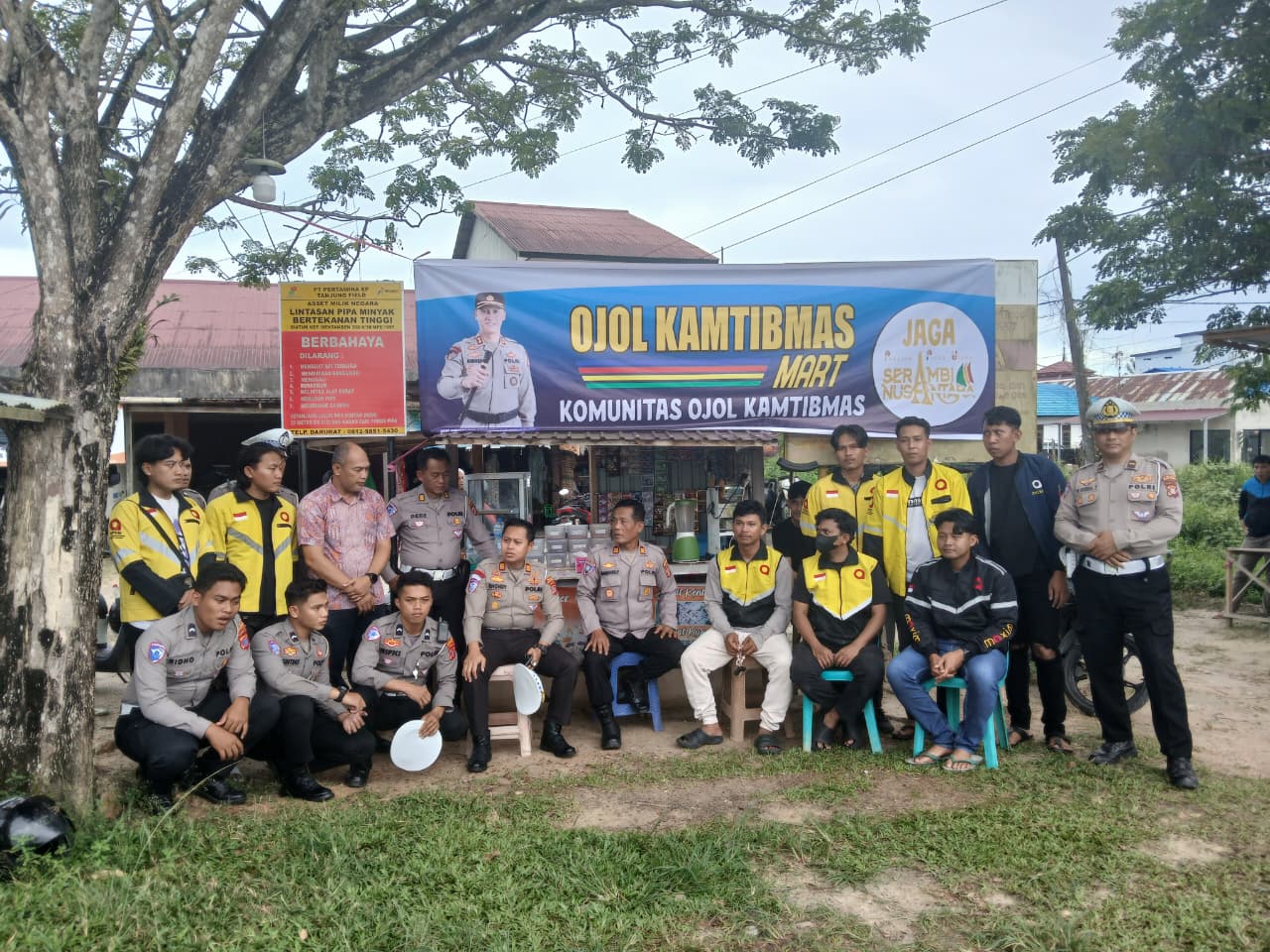 OJOL: Komunitas Ojek Online (Ojol) Penajam, PPU terlibat aktif turut jaga kamtibmas bersinergi dengan aparat kepolisian.
