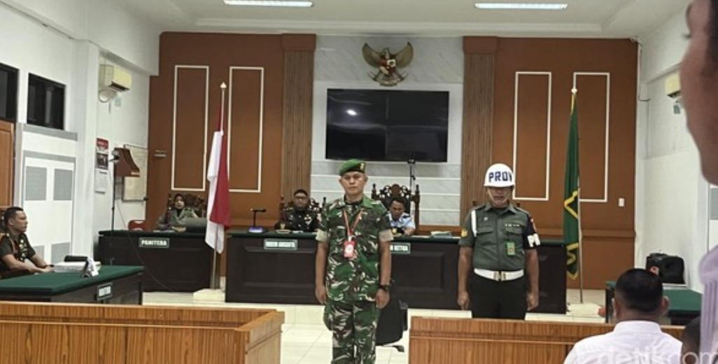 Suasana sidang di Pengadilan Militer I-02 Medan, Sumatera Utara, saat pembacaan putusan terhadap Sertu Riza Pahlivi. (FOTO: IST)