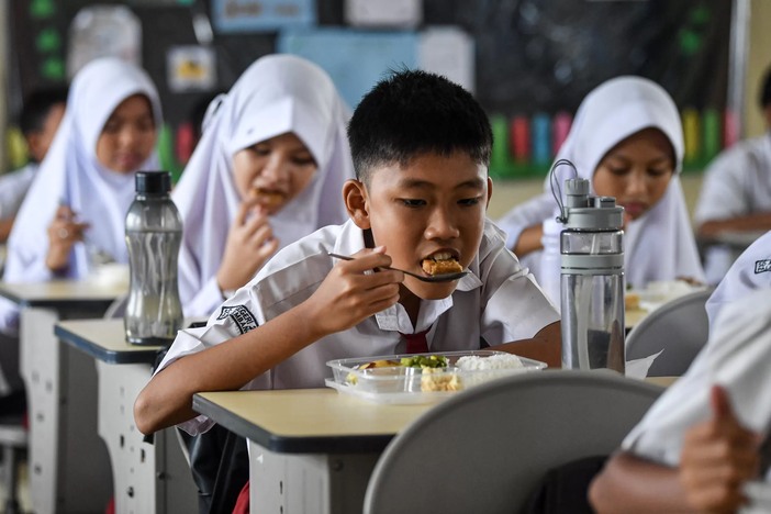Ilustrasi program makan bergizi gratis (MBG).