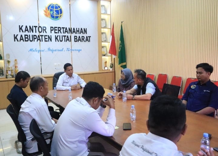 Koordinasi dan konsultasi dalam rangka membangun sinergi sertipikasi aset di wilayah kabupaten Kutai Barat.