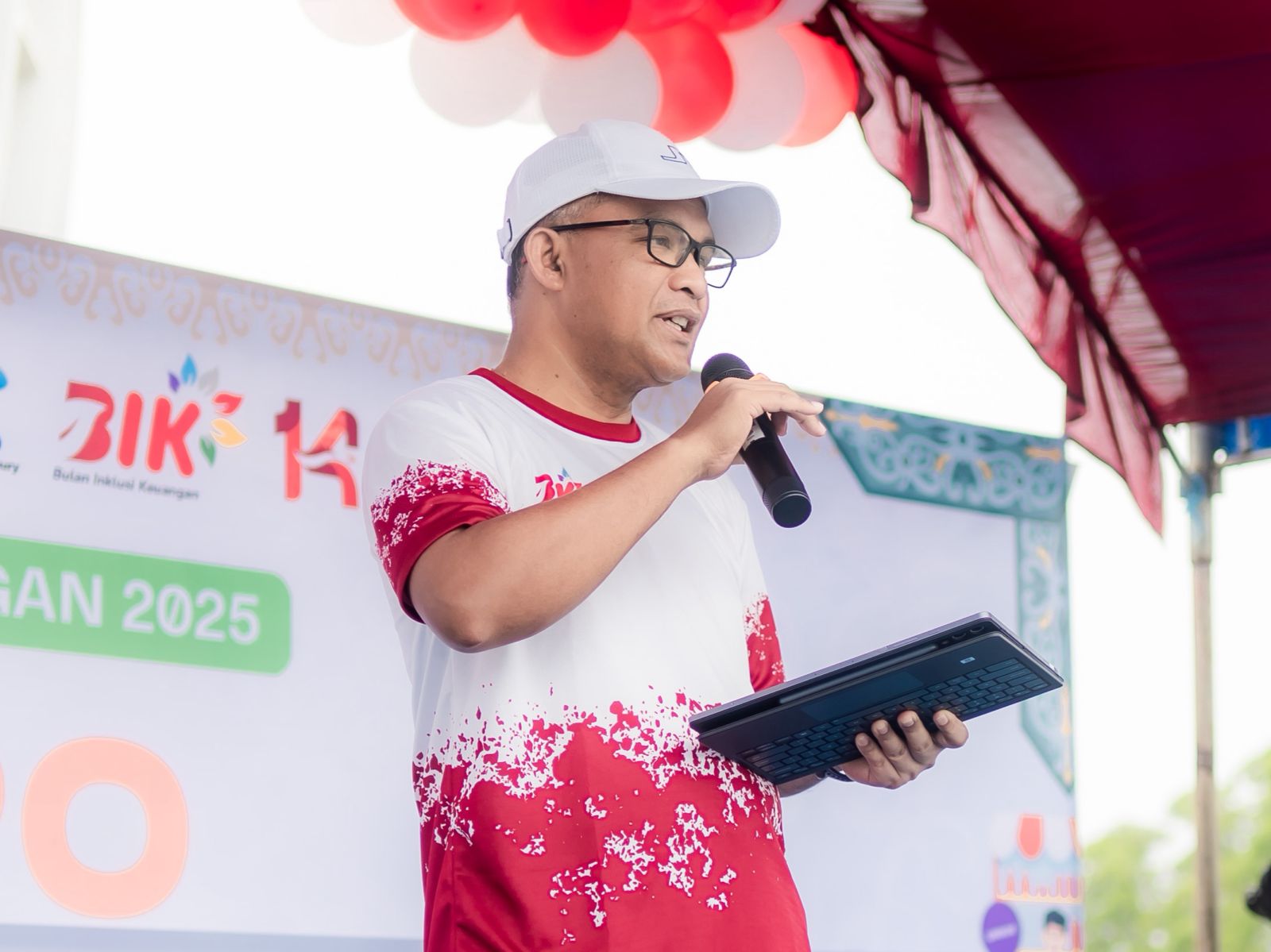 Kepala OJK Kaltim-Kaltara Parjiman.