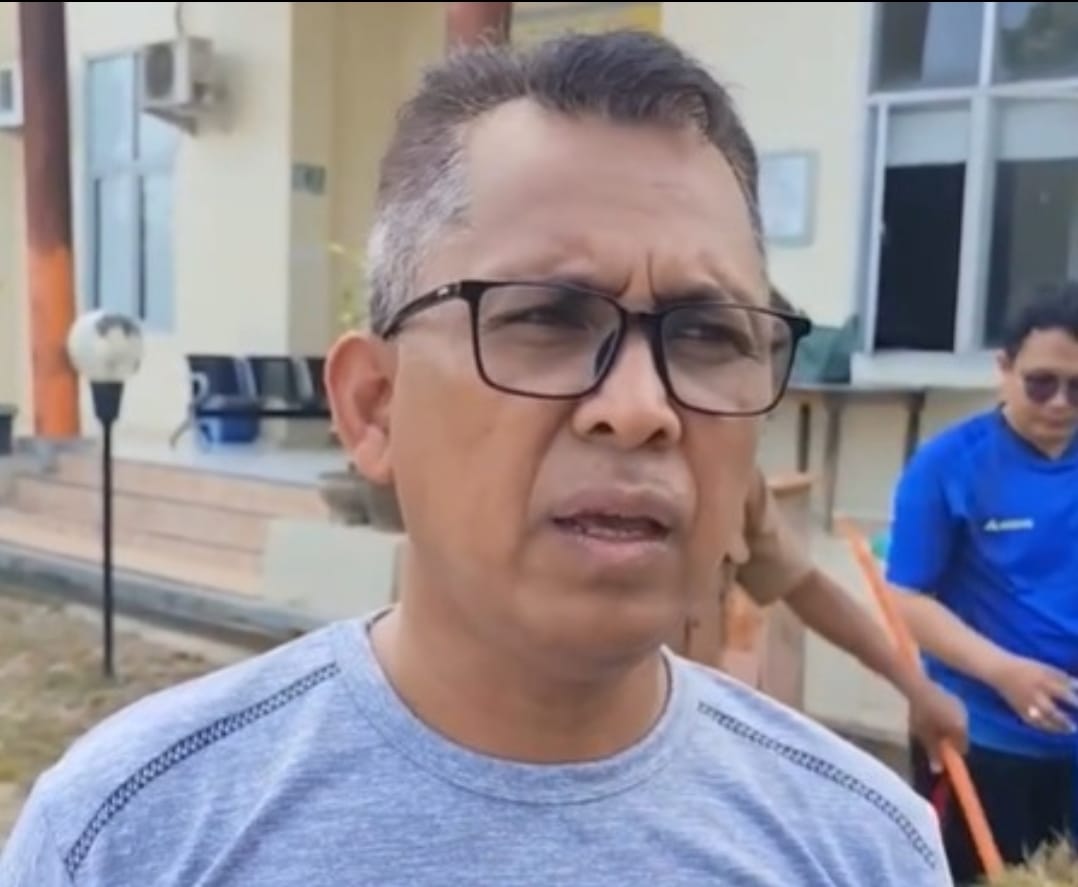 Plt Kepala Dinsos PPU, Muhtar.