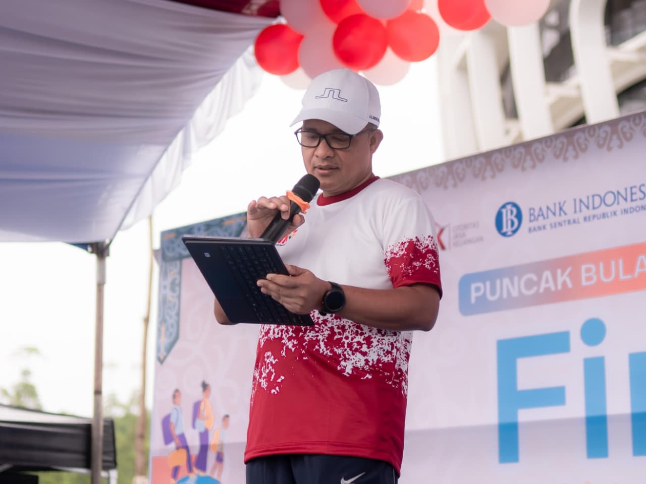 Kepala OJK Kaltim-Kaltara Parjiman.