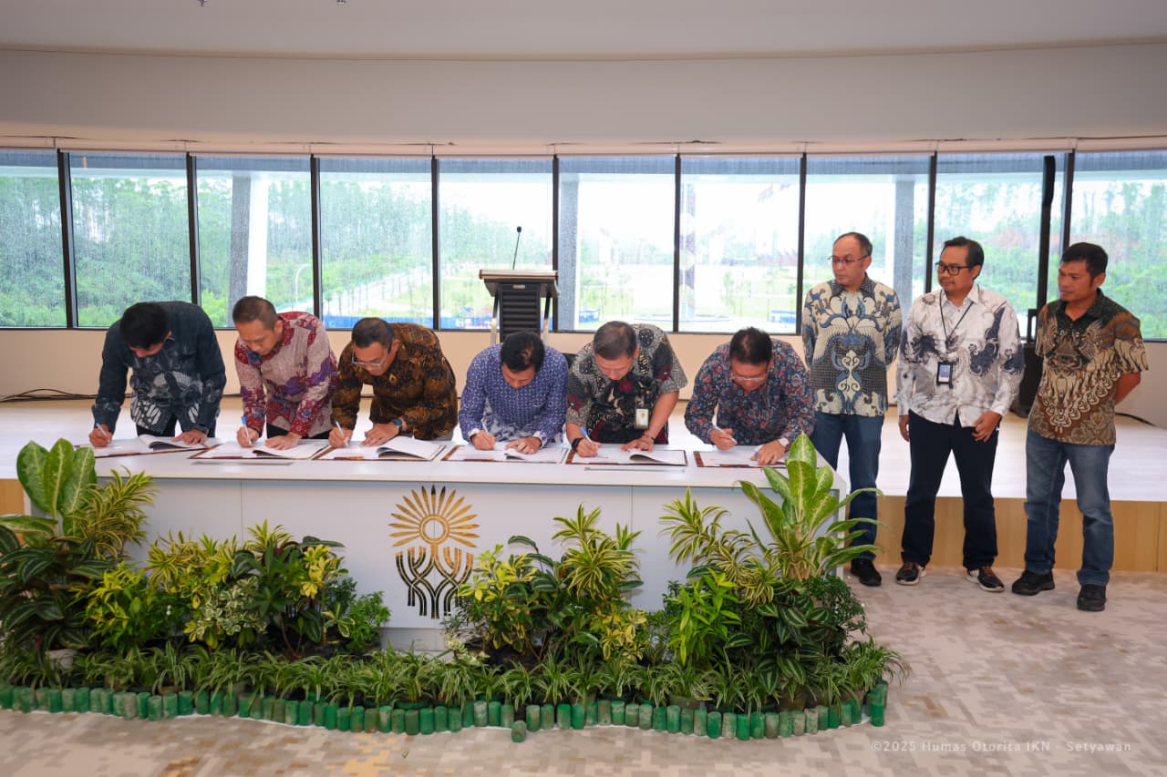 Pembangunan prasarana dan sarana perkantoran lembaga legislatif dan yudikatif resmi dimulai.