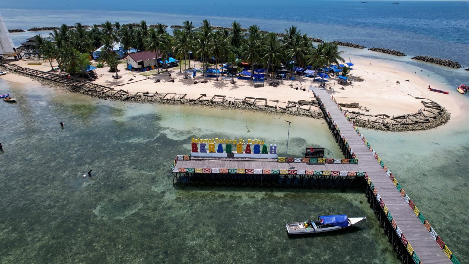 Pulau Beras Basah, destinasi wisata unggulan Kota Bontang yang menjadi ikon pariwisata daerah. (FOTO: IST)
