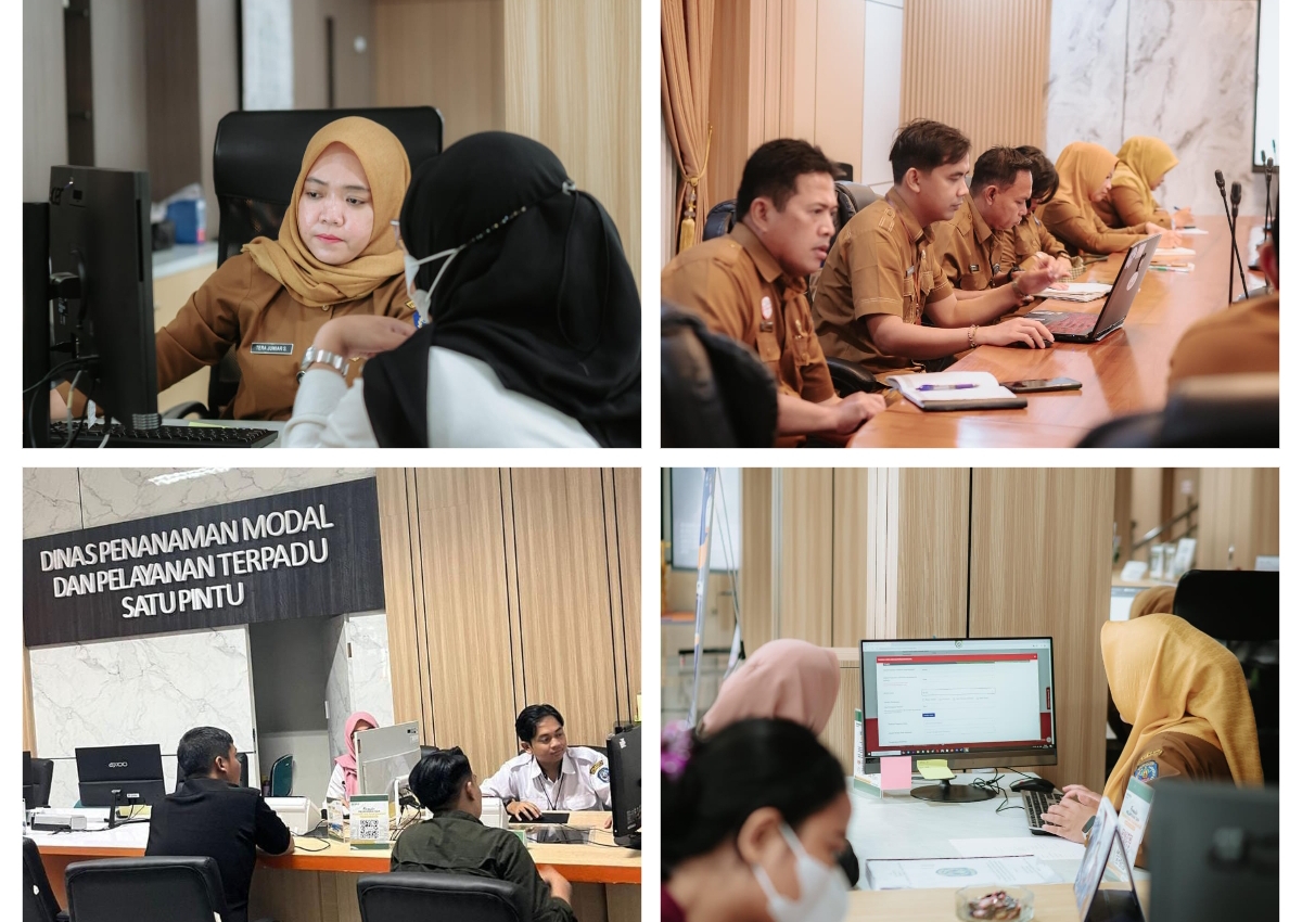 Petugas DPMPTSP Kota Bontang melayani masyarakat di loket pelayanan terpadu satu pintu. (FOTO: IST)