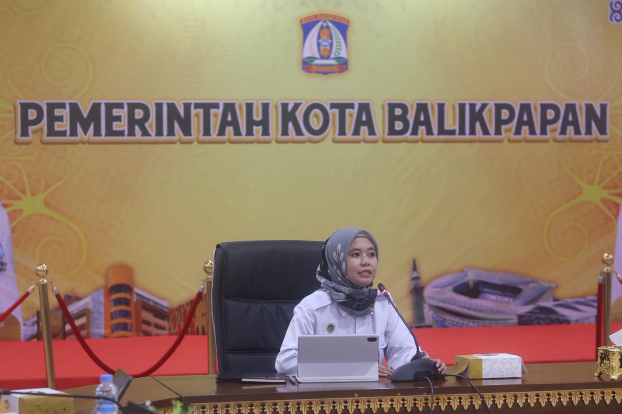 AKTIF: Kepala BGN Regional Kaltim Binti Maulina Putri turut mengikuti FGD sinergitas lintas sektor terkait pelaksanaan MBG.