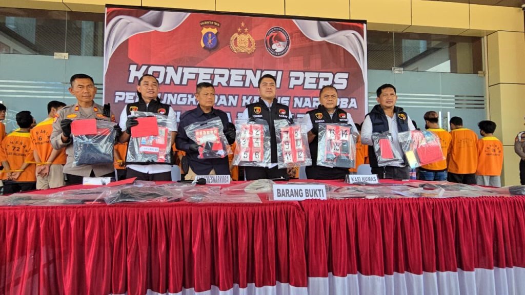 PENGUNGKAPAN: Pada periode Oktober 2025, polisi menangkap puluhan tersangka di Balikpapan terlibat penyalahgunaan narkoba.