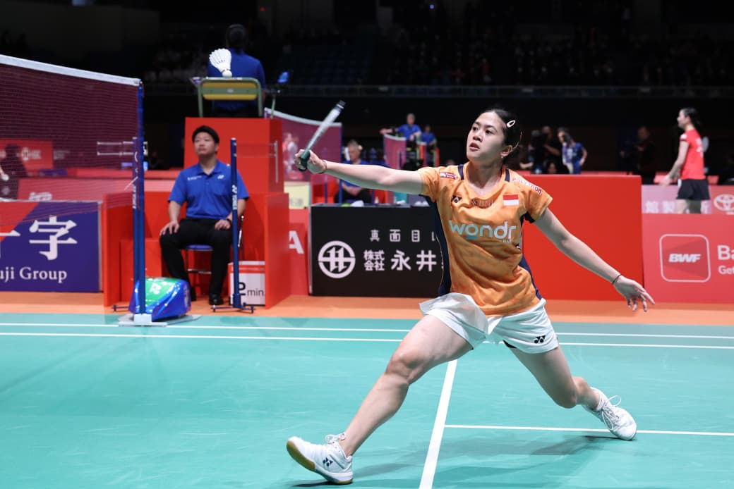 Ni Kadek Dhinda Amartya Pratiwi menundukkan unggulan keenam asal Thailand Busanan Ongbamrungphan lewat rubber set.
