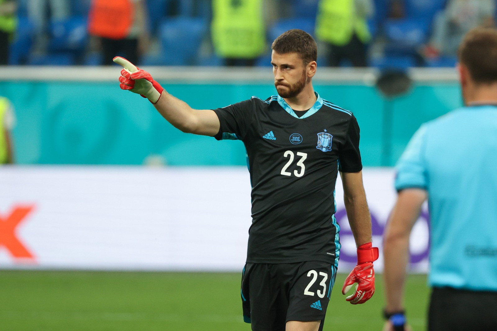 Penjaga gawang timnas Spanyol, Unai Sim&oacute;n dipercaya menjadi kapten di laga kontra Georgia.