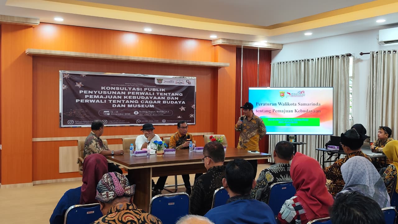 Konsultasi Publik dua draft Perwali tentang kebudayaan diharapkan menjadi bahan penyempurnaan naskah regulasi sebagai pedoman resmi penyelenggaraan kebudayaan di Samarinda.  &nbsp;    &nbsp;
