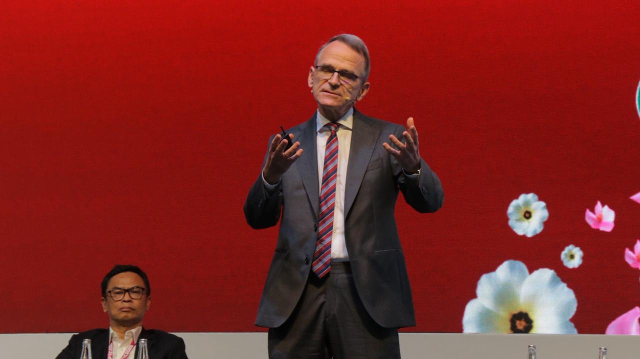 Direktur Eksekutif Oil World Thomas Mielke. (FOTO MIFTA/RADAR BALI)