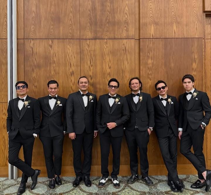 Groomsmen di pernikahan Boiyen.