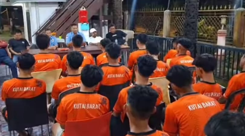 Peserta TC merupakan hasil seleksi dari 16 kecamatan se Kutai Barat, dan para pemain kelahiran tahun 2007 -2008 sesuai regulasi.