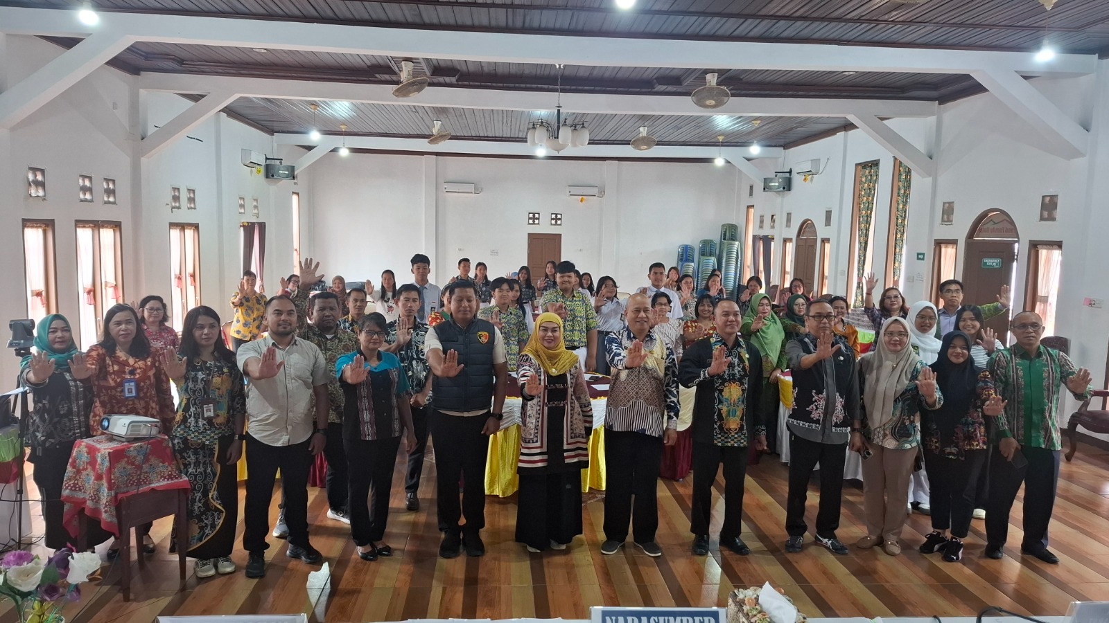 Kepala Bidang PPPKA DP3A Kaltim Junainah (tengah), menegaskan bahwa perlindungan terhadap perempuan dan anak adalah prioritas utama.