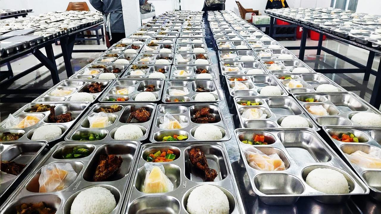 TEGAS: Perintah Presiden Prabowo Subianto bahwa seluruh menu MBG harus halal.