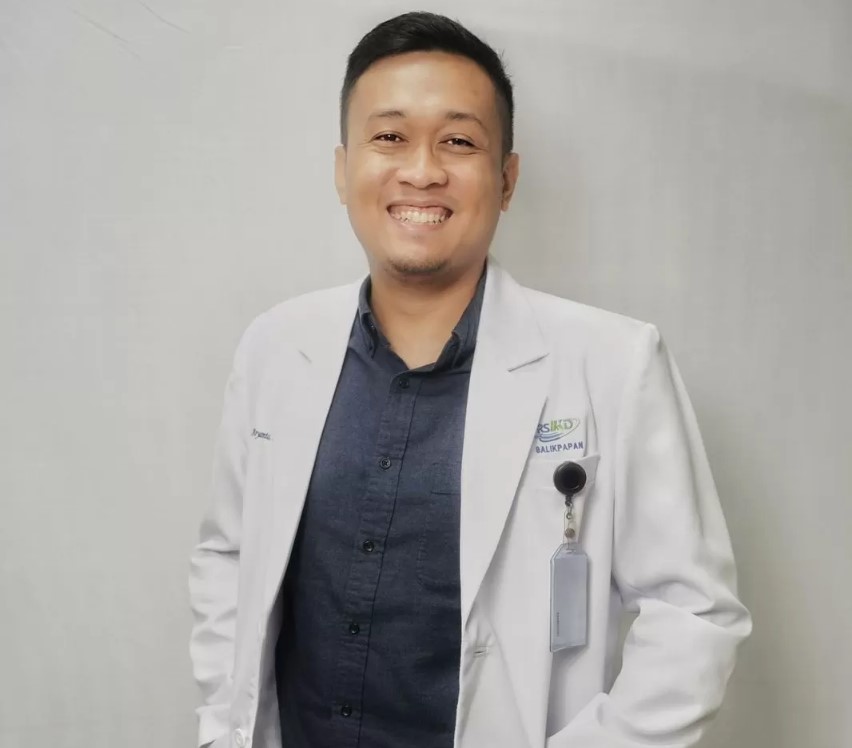 dr Heryadi Bawono.