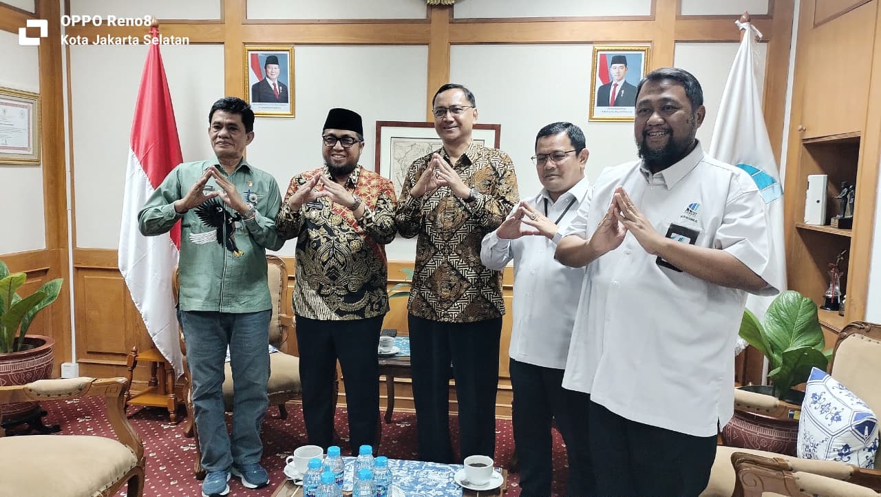 PEMBAHASAN:&nbsp;Pemkab Paser berkunjung ke kantor ANRI membahas arsip elektronik, Selasa (18/11) lalu.