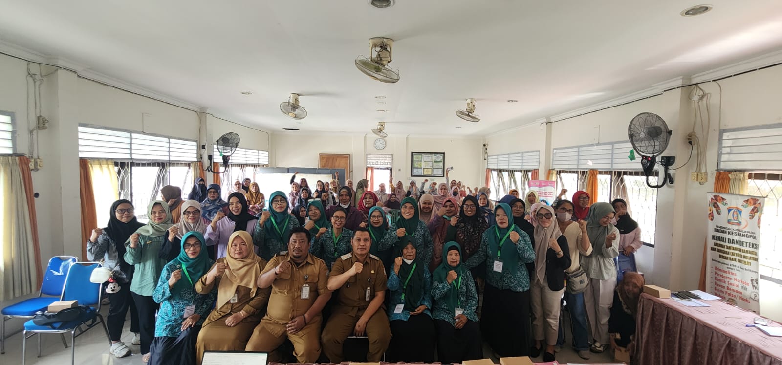 Pelatihan kader posyandu yang diikuti puluhan kader dari berbagai RT, dibuka Lurah Bima Wibisono bersama TP-PKK Kelurahan Muara Rapak.