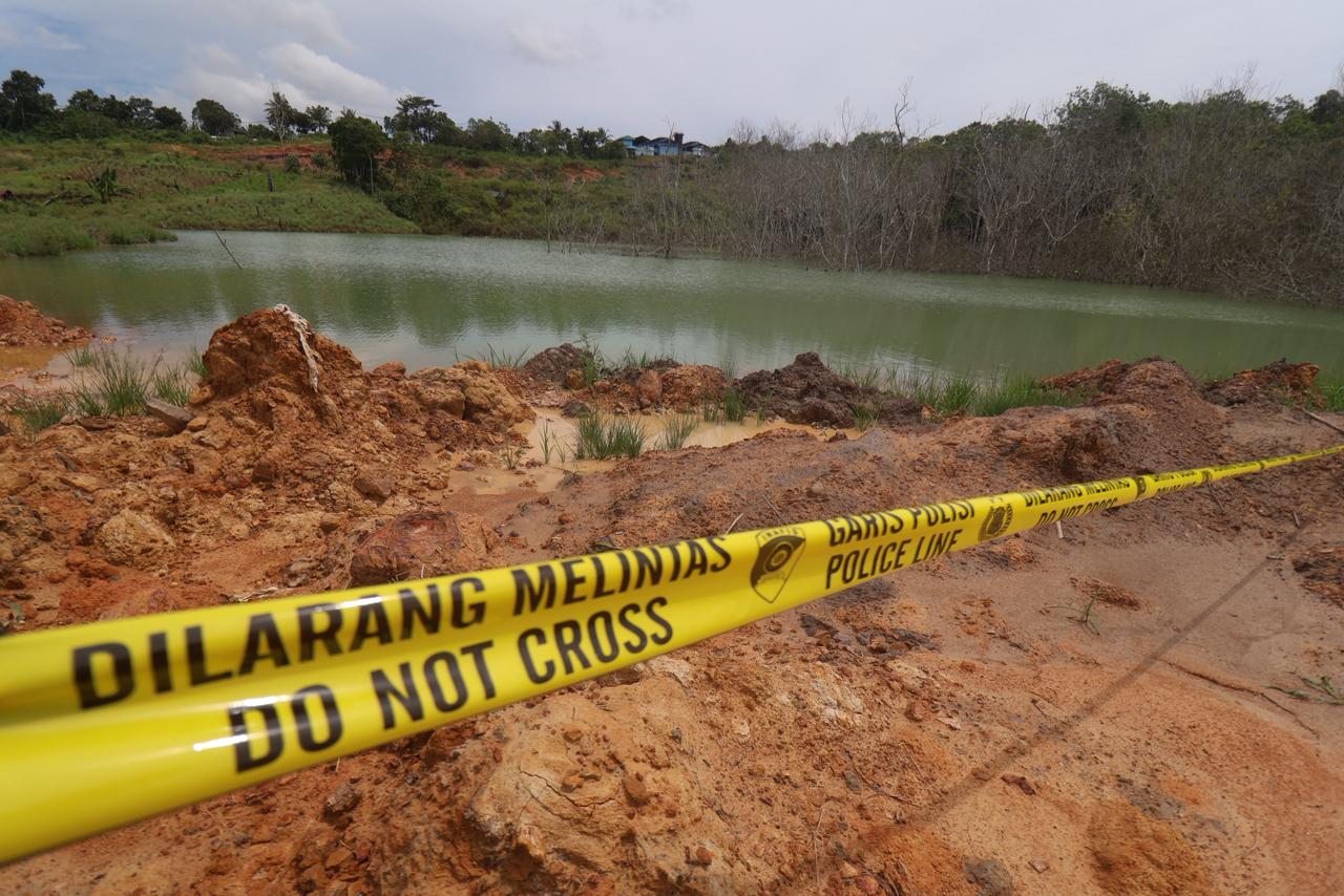 SIAP DIPAGAR: Lokasi kubangan RT 37 Kelurahan Graha Indah membuat enam anak tenggelam dan meninggal dunia, Senin (17/11) lalu.