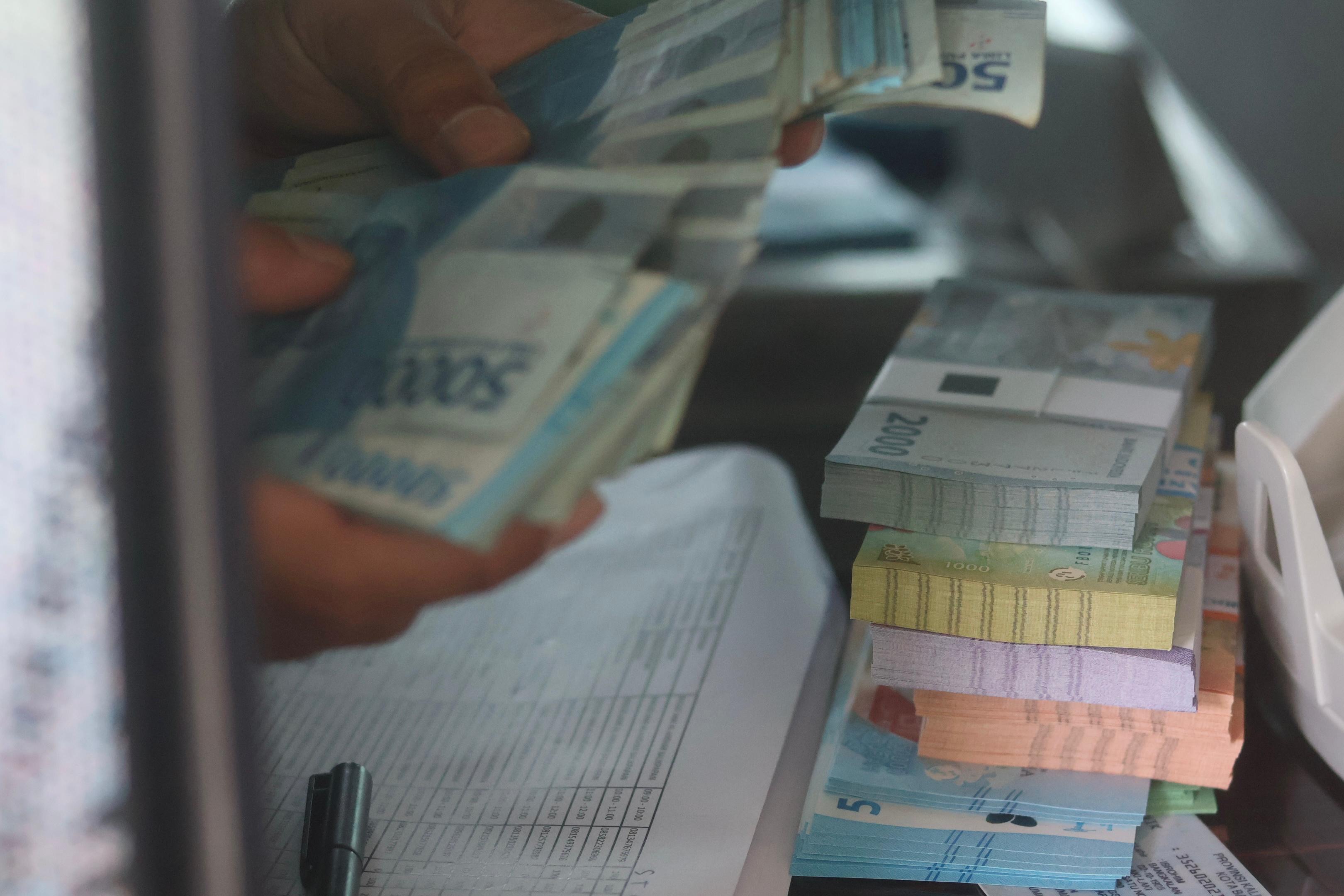 DISTRIBUSI: Nilai inflow mencapai Rp 4,22 triliun dan outflow Rp 2,47 triliun. Tingginya ketersediaan uang tunai dan kendali distribusi yang terjaga jadi faktor.