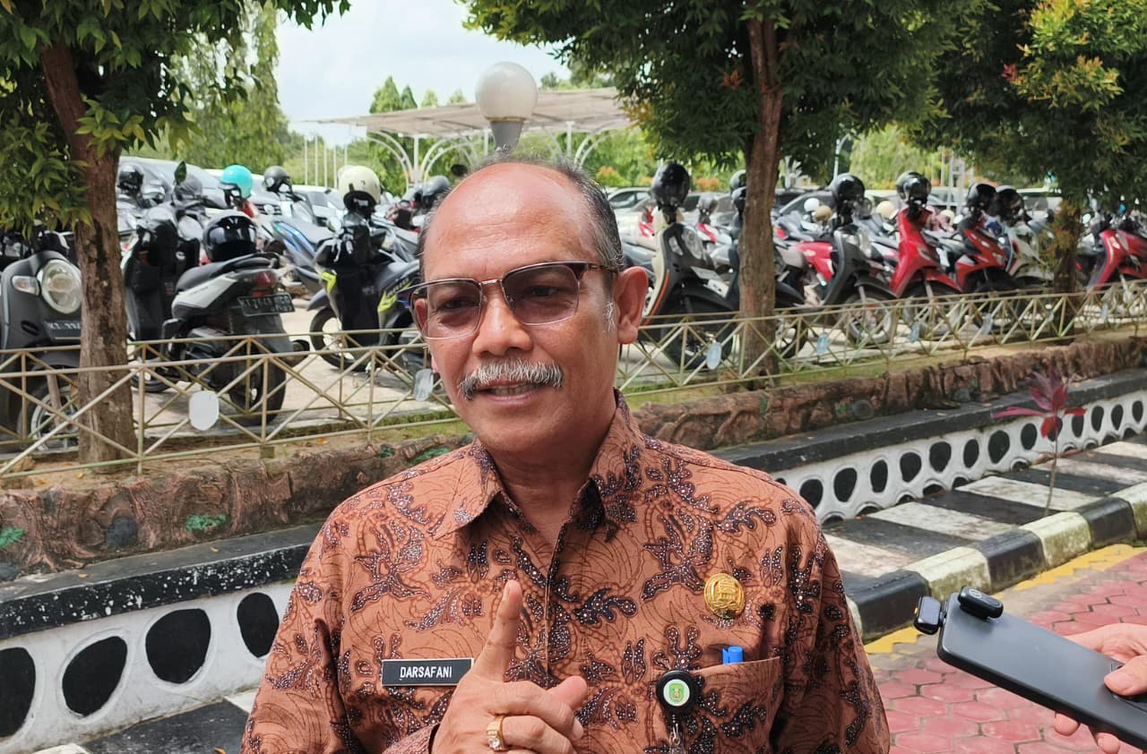 Kepala DPMPTSP Kutim, Darsafani.
