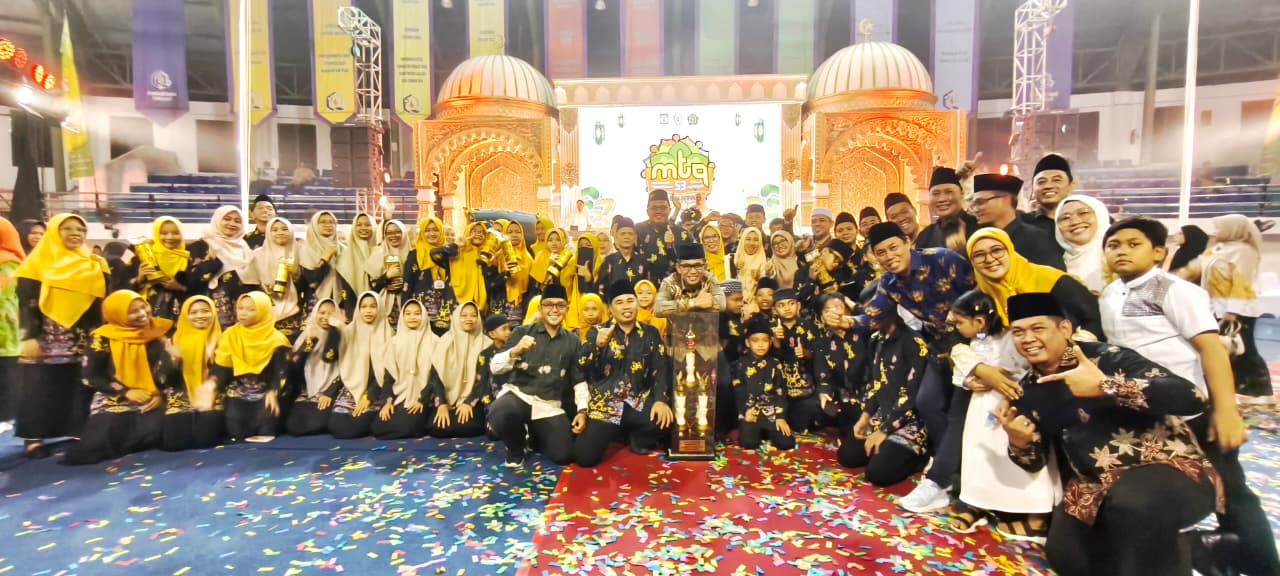 Wali Kota Balikpapan Rahmad Mas&rsquo;ud turut dalam kemeriahan Kafilah Kecamatan Balikpapan Utara yang meraih juara umum MTQ ke-53 tingkat Kota Balikpapan.