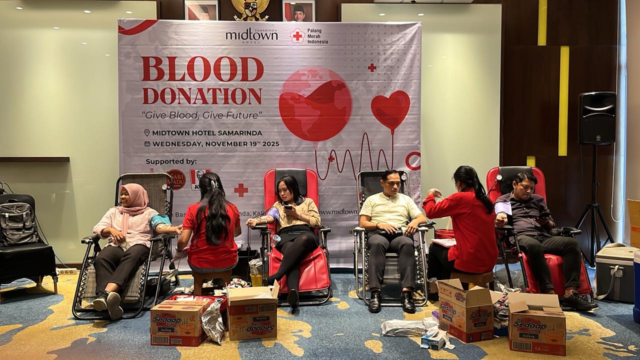 DOA TERBAIK: &lrm;Hotel di Jalan Hasan Basri, No 58, Samarinda, ini berkomitmen di usia ke-9 akan terus bersinergi dengan pemerintah mengadakan kegiatan sosial yang bermanfaat bagi masyarakat Samarinda.