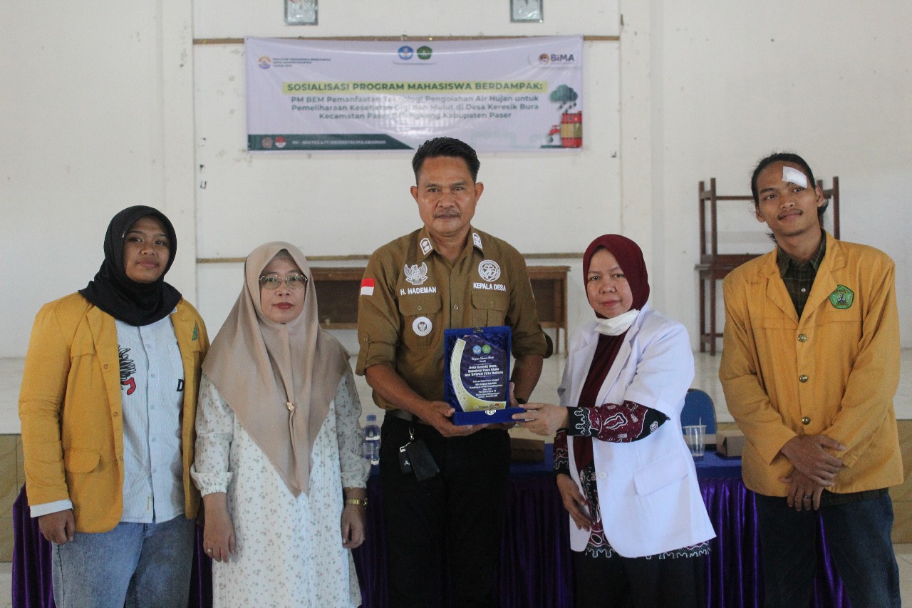 Sosialisasi Program Mahasiswa Berdampak Pengabdian kepada Masyarakat oleh BEM FKG dan BEM FT Universitas Mulawarman di Desa Keresik Bura.