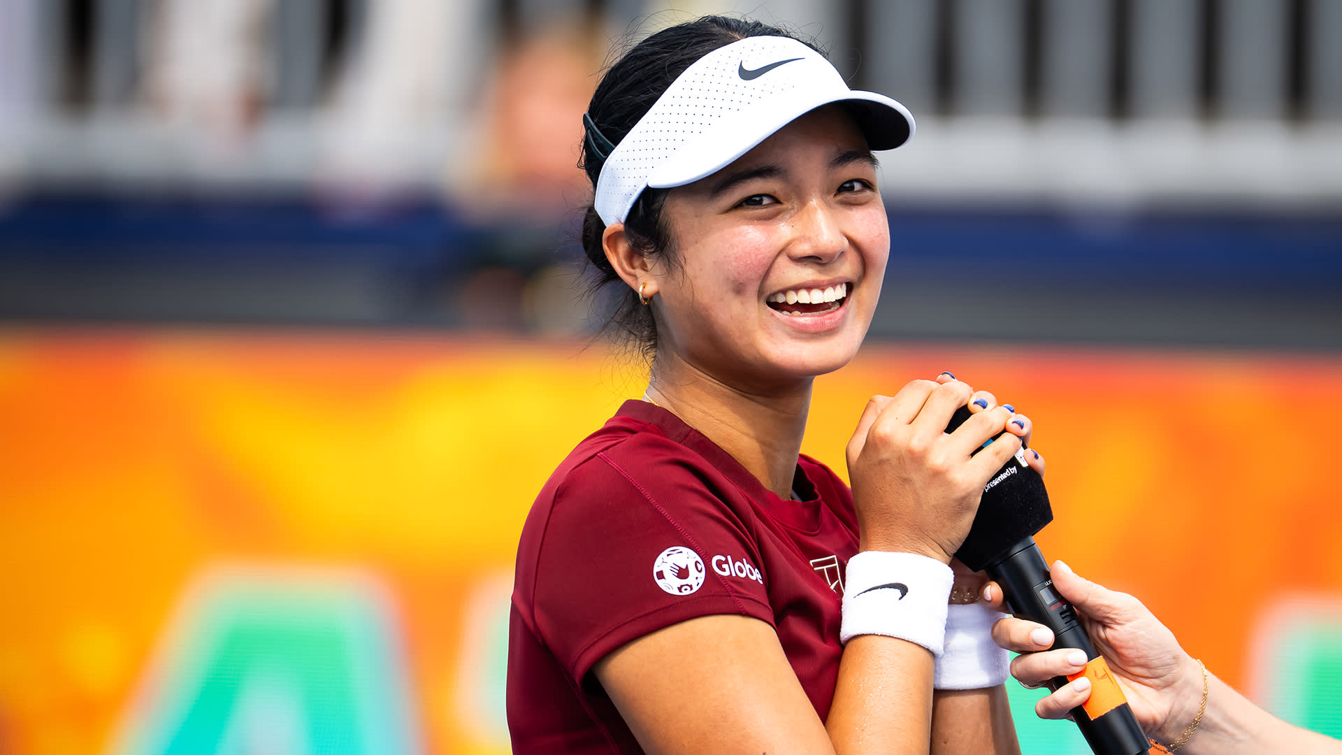 Alex Eala jadi tandem Rafael Nadal di sesi latihan.