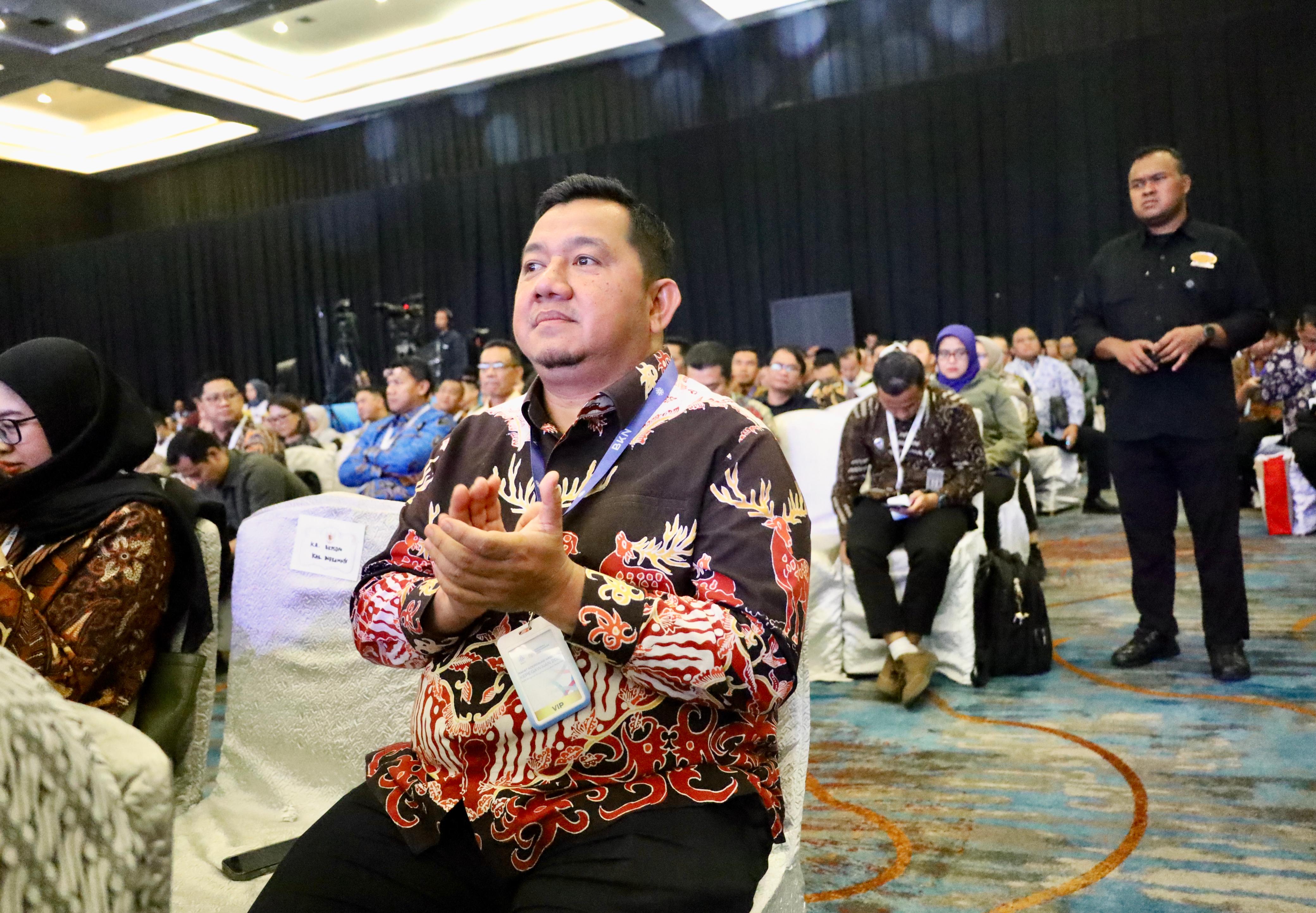 Bupati PPU, Mudyat Noor mengikuti rangkaian Rakornas Kepegawaian 2025.  &nbsp;