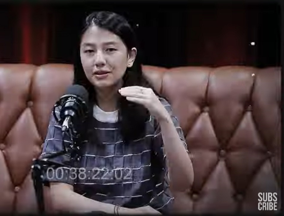 Penulis Abigail Limuria