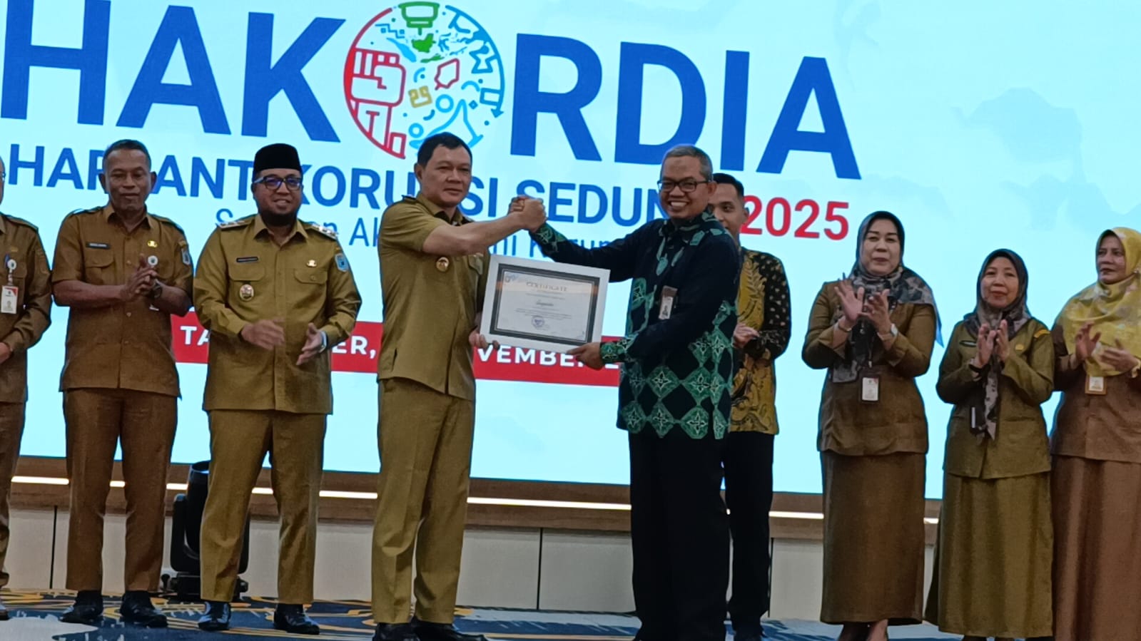 LAWAN KORUPSI: Pemkab Paser menggelar Road to Hakordia, Senin (24/11/2025).