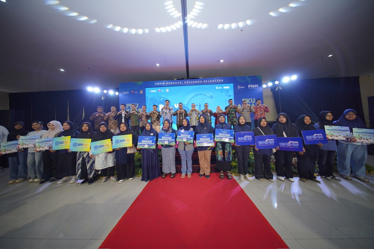Dalam kegiatan itu para pengusaha ultra mikro dan mikro juga turut mendapatkan bantuan dari PNM Cabang Balikpapan.