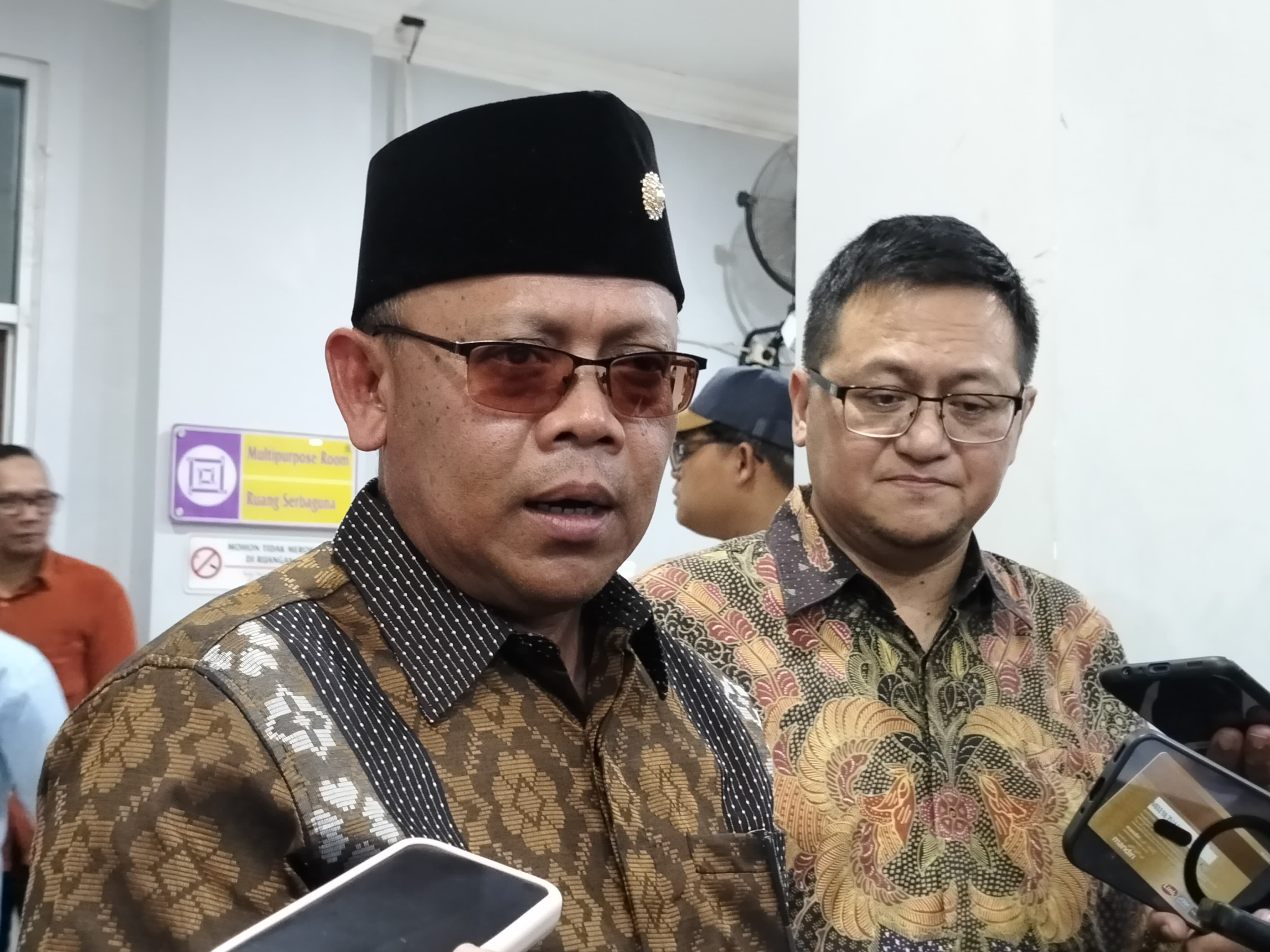 Teks foto  Rektor Unmul Prof Abdunnur dan Sekretaris Badan Bank Tanah Jarot Wahyu Wibisono. (Bayu/KP)
