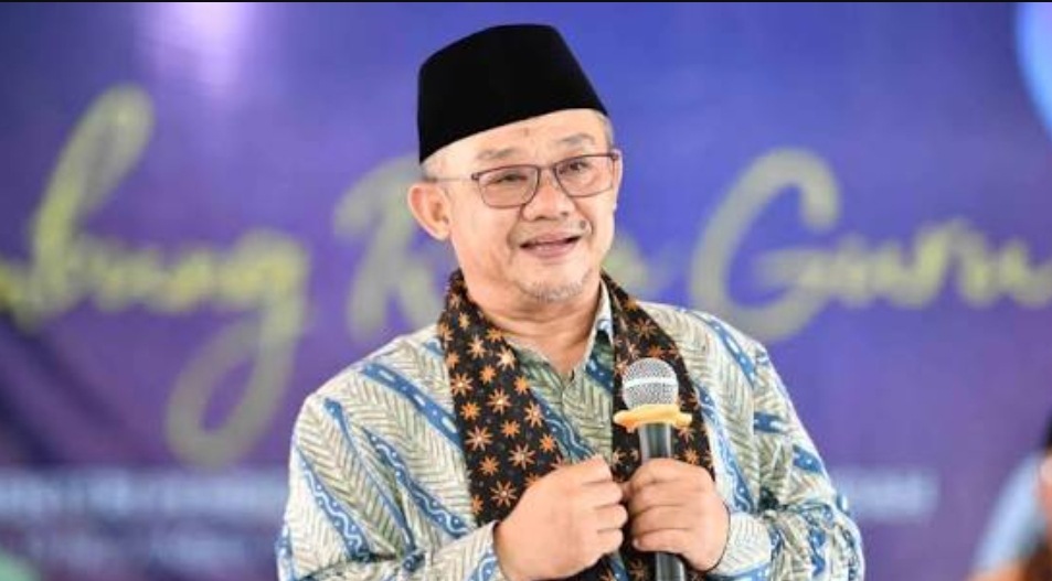 Menteri Mandikdasmen Abdul Mu&rsquo;ti