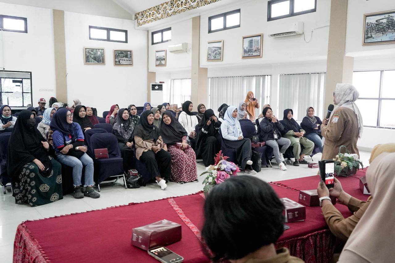 BIMTEK: Selain penyerahan bantuan, kegiatan pengembangan ekonomi masyarakat juga disertai bimtek kepada 30 penerima.