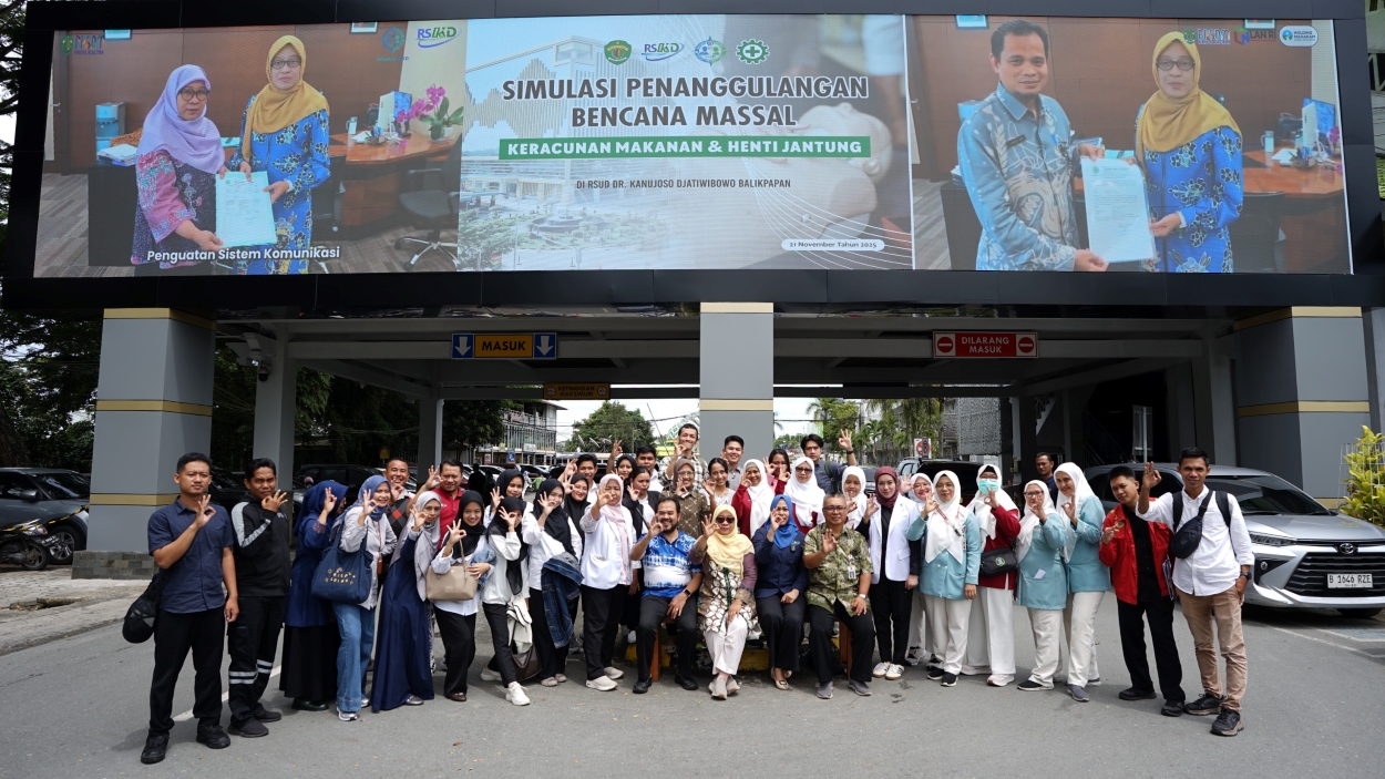 BERKALA: Simulasi yang dilakukan RSKD Balikpapan menjadi sarana penting untuk mengevaluasi kecepatan respons, ketepatan prosedur, serta kesiapan peralatan dan SDM.